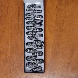 RAVE NAILZ CAST A SPELL🧙‍♀️